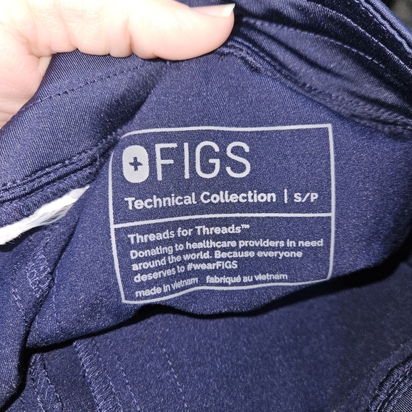 Figs Scrub Set - Picture 3 of 3